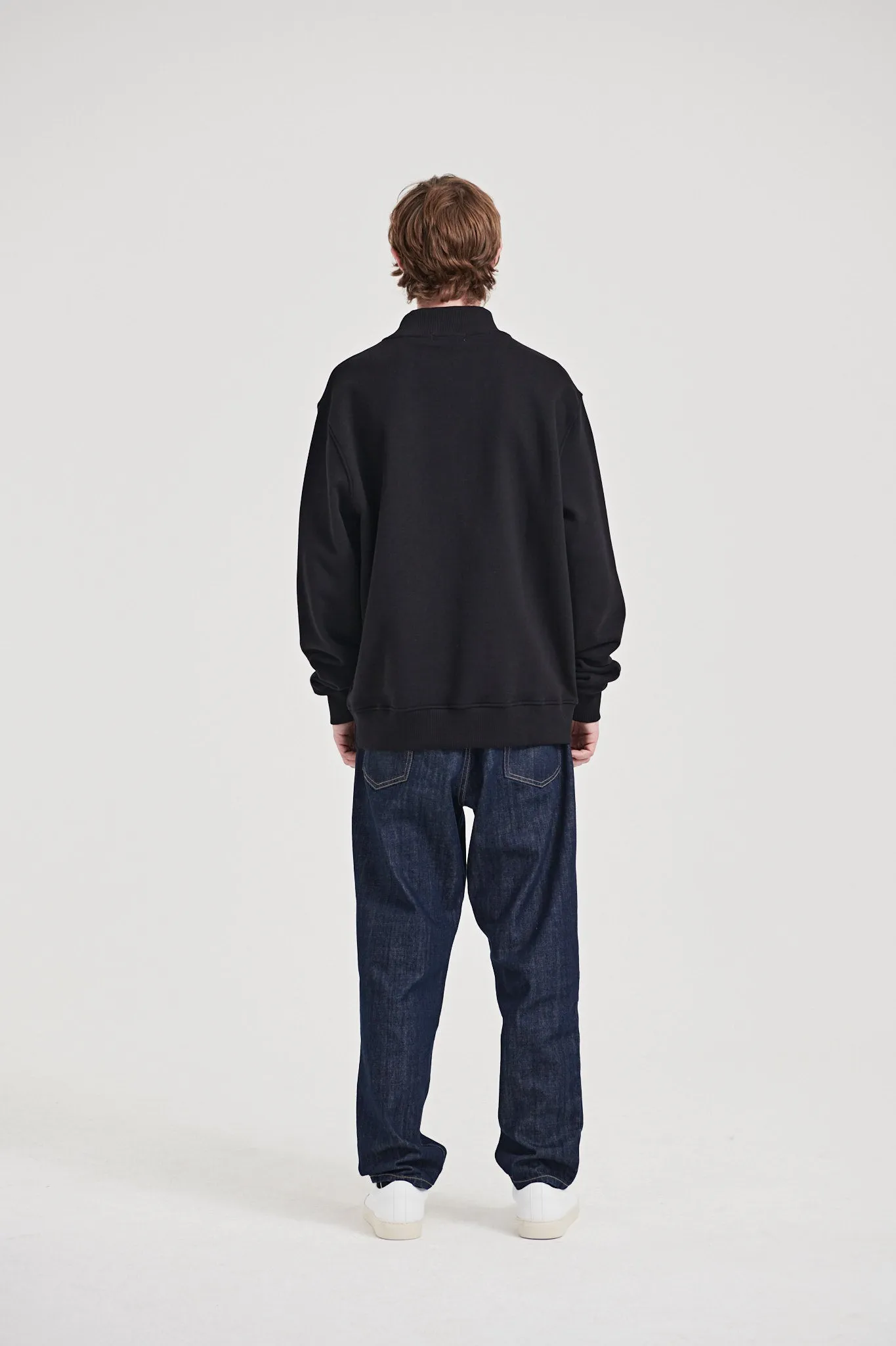 04 / Turtleneck Sweatshirt