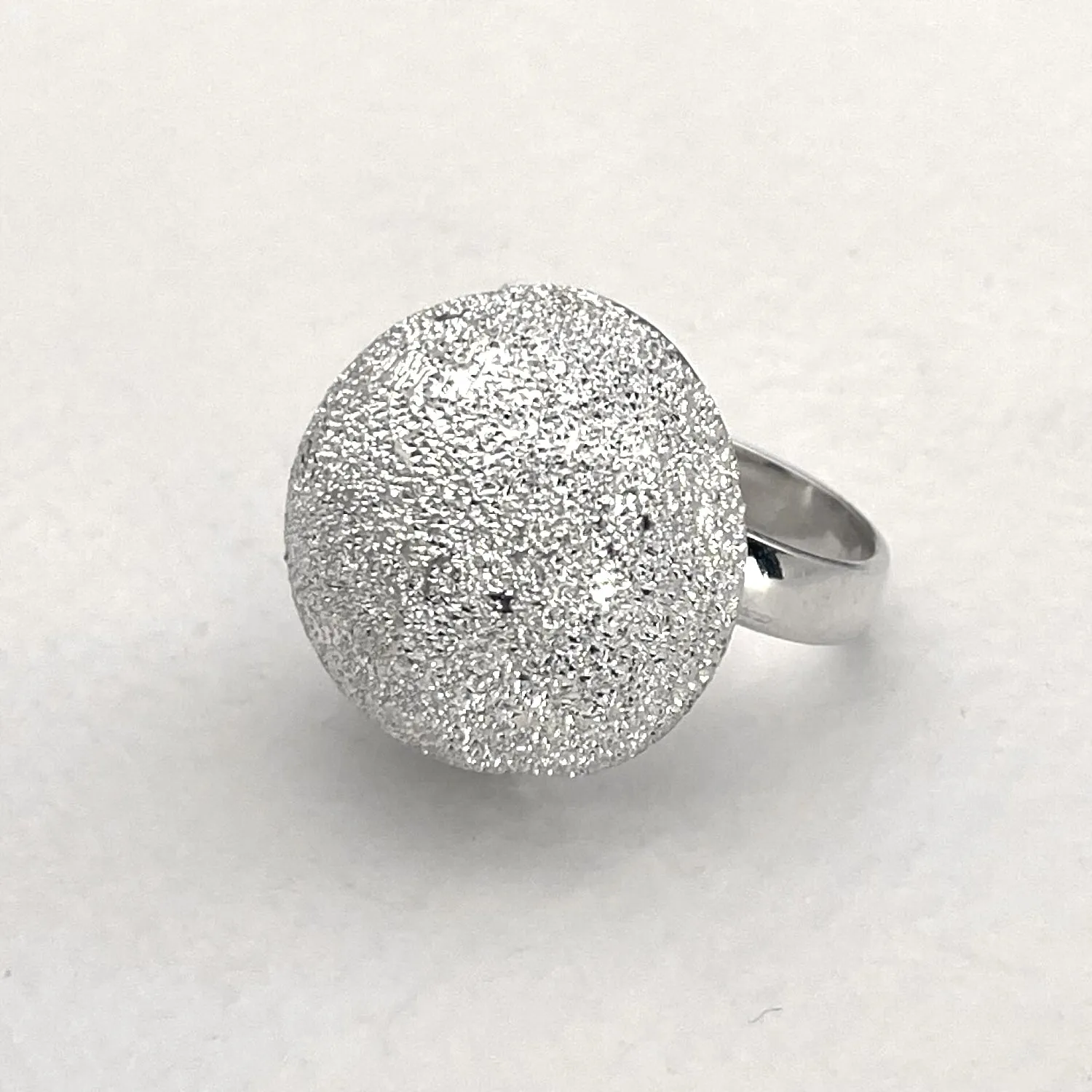 Artemis - Glitter Dome Adjustable Silver Ring