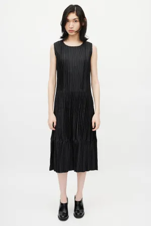 Black Pleated Dress