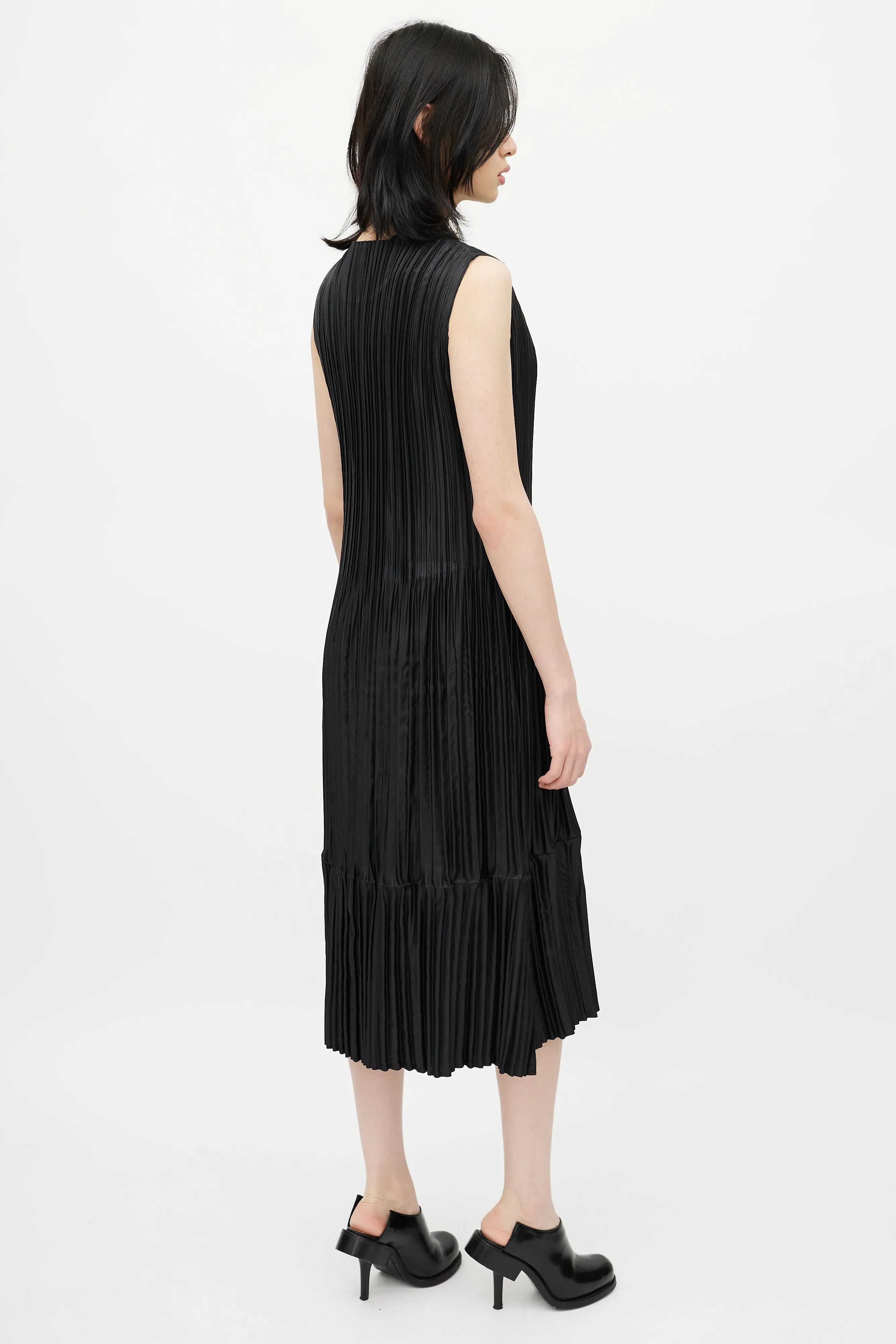 Black Pleated Dress