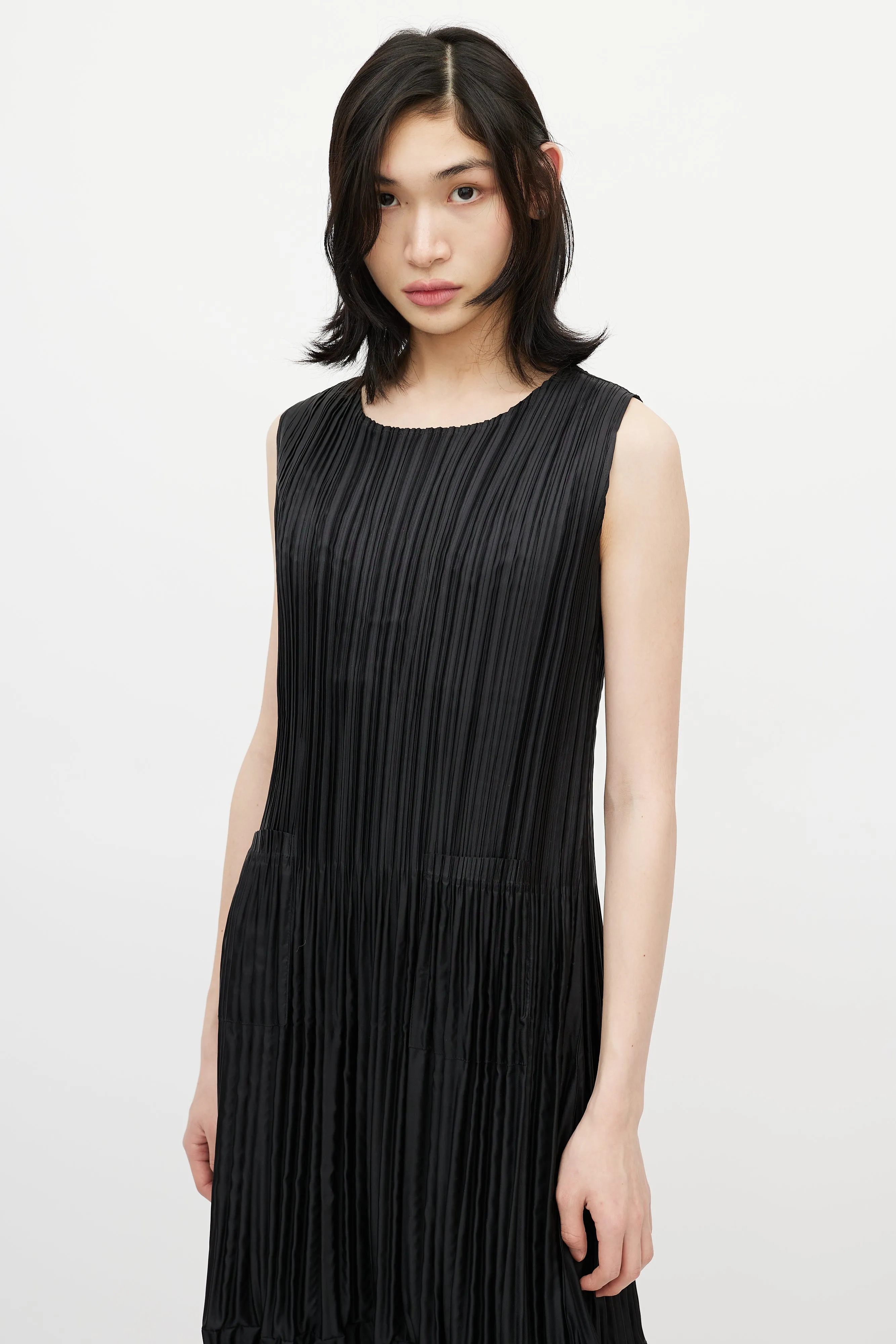 Black Pleated Dress