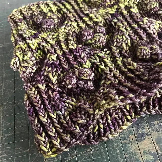 Brinjal cowl pattern