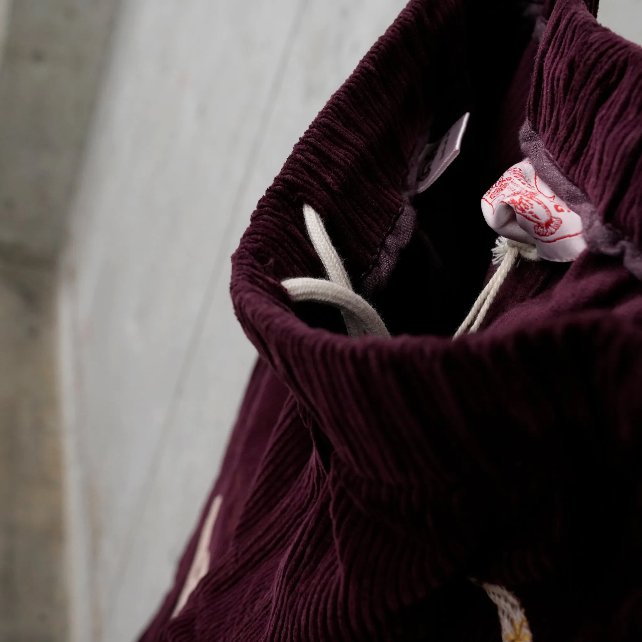 BURGUNDY CORDUROY PANTS / MULTI