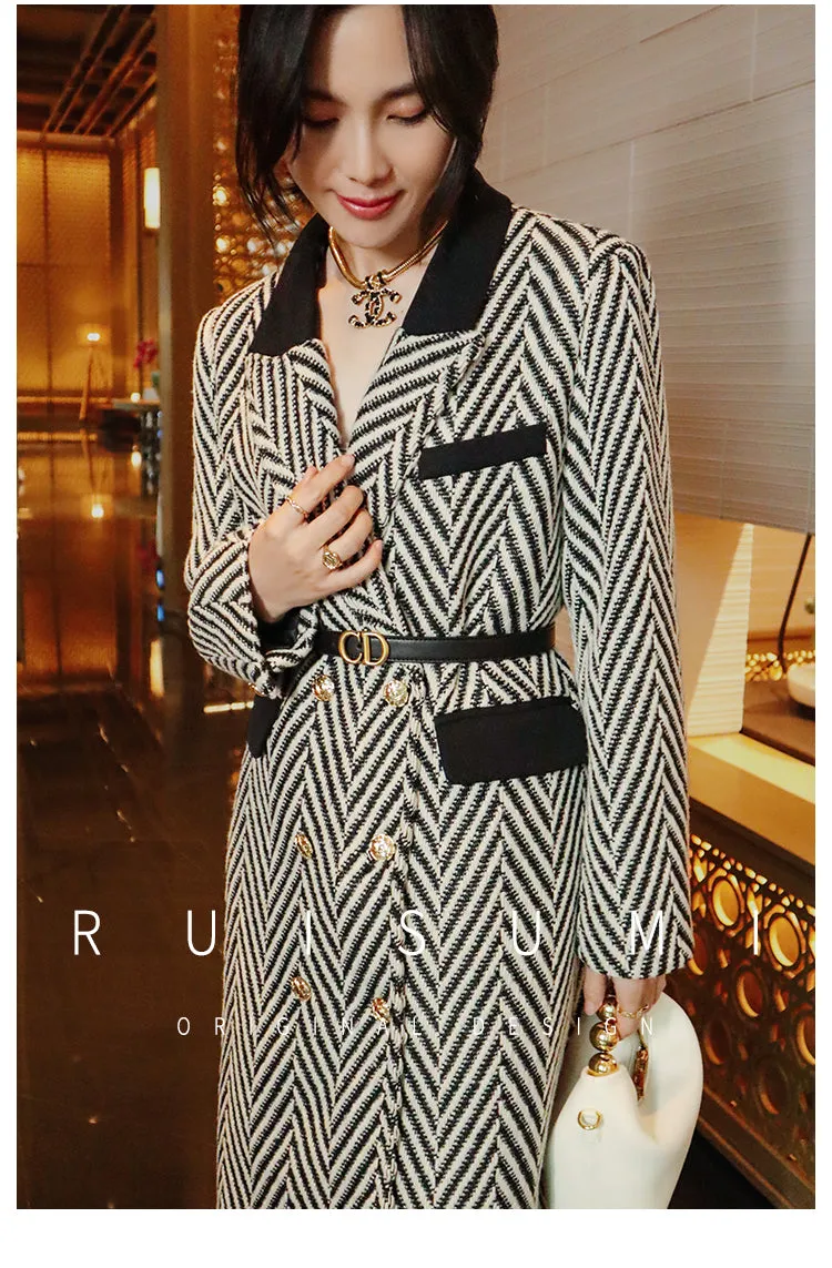 Design sense niche high-end black and white herringbone stitching classic suit collar  long coat- Duli
