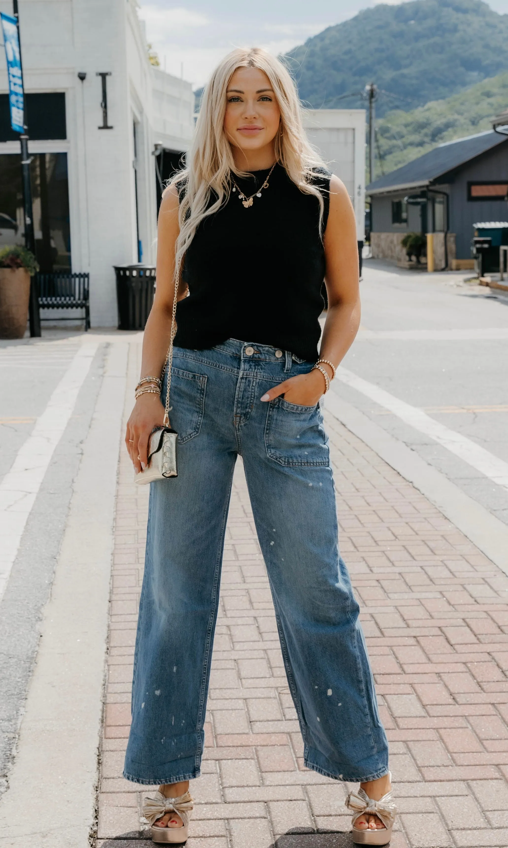 Emerie Sleeveless Cropped Sweater Top