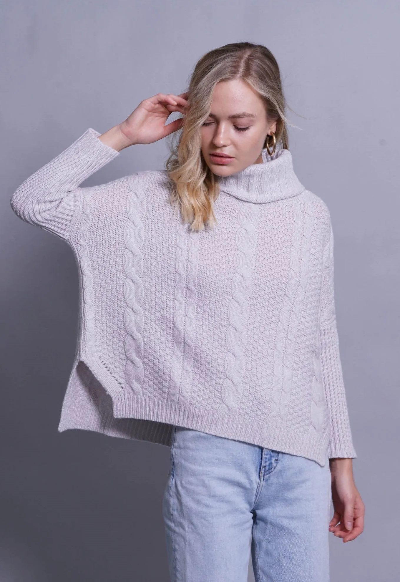 Handknitted Chunky Cable Pullover in Dirty White