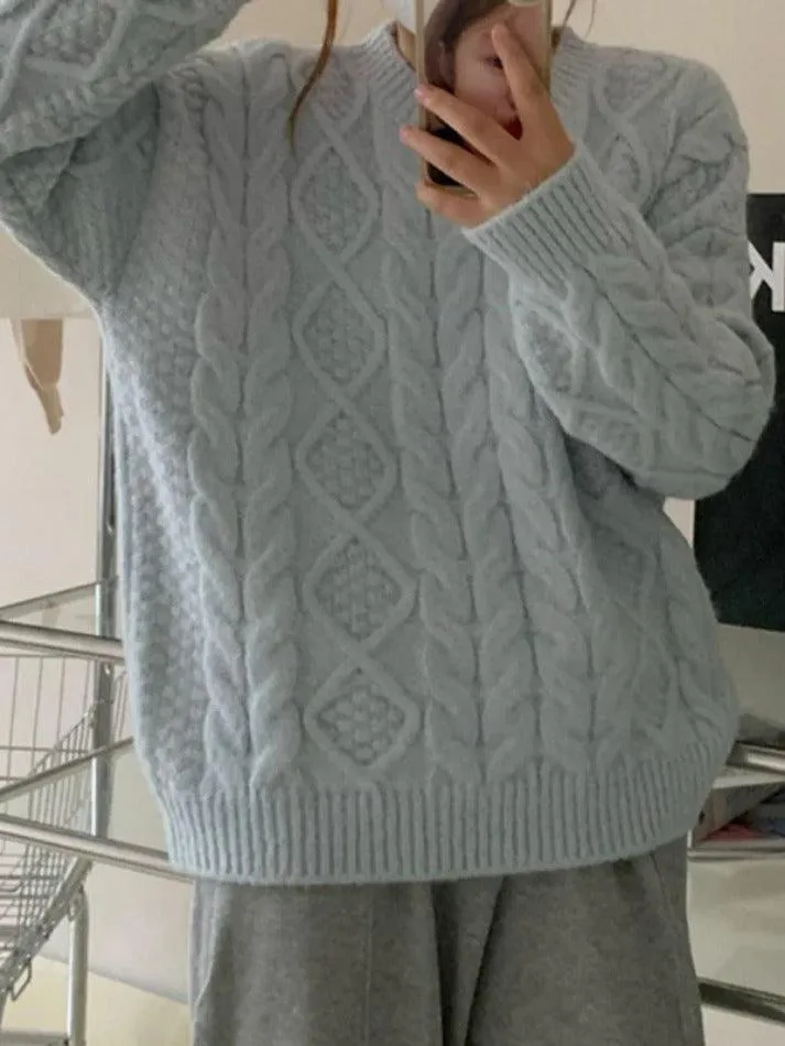 Joskaa Solid Crew Neck Cable Knit Sweater