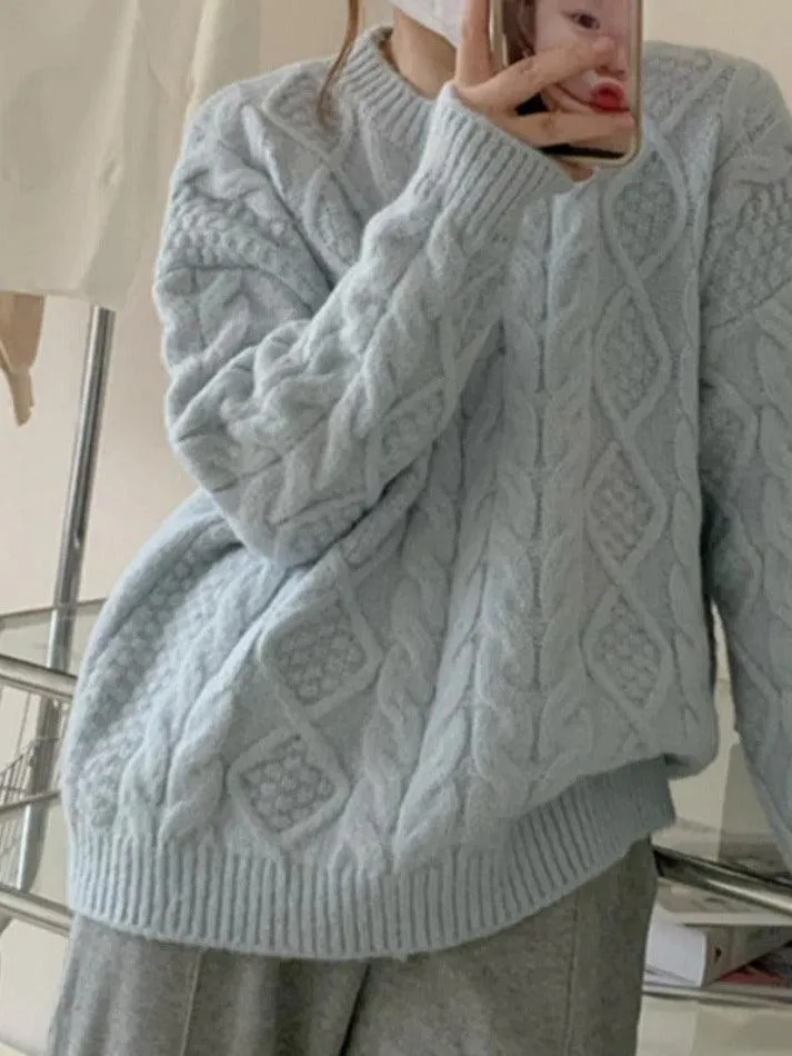 Joskaa Solid Crew Neck Cable Knit Sweater