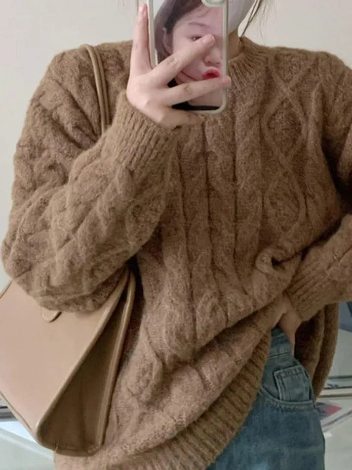 Joskaa Solid Crew Neck Cable Knit Sweater
