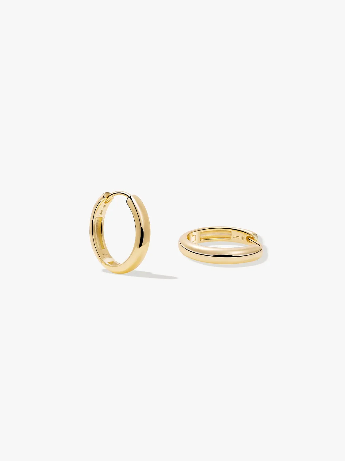 Medium Bold Hoops